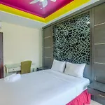 Exclusive With City View 3Br Apartment Bellagio Residence By Travelio